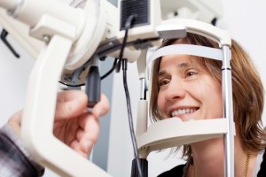 eye-exam-woman